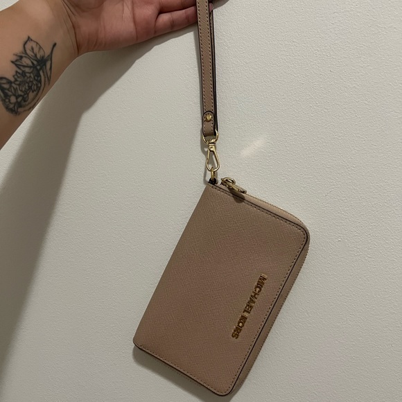 Bundle: Coach Michael Kors wristlets - Picture 10 of 10